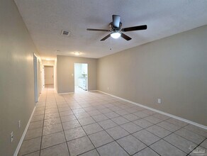 708 Bayshore Dr in Pensacola, FL - Building Photo - Building Photo