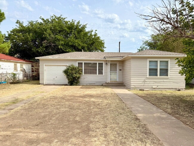 property at 4208 42nd St