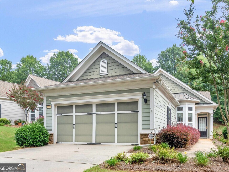 111 Magic Lily Dr in Griffin, GA - Building Photo