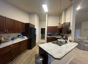 1500 E Hidden Ranch Loop in Palmer, AK - Building Photo - Building Photo
