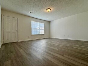 3406 SW Landau Ct in Bentonville, AR - Building Photo - Building Photo