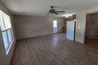 1544 Florence Dr in Fulton, MO - Building Photo - Building Photo