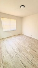 2701 Brewster St in Houston, TX - Building Photo - Building Photo
