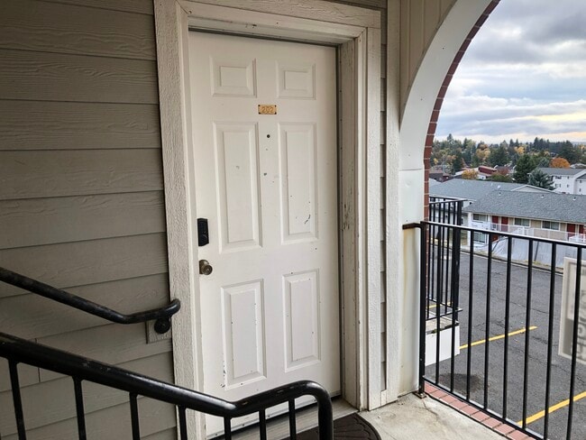 1645 NE Merman Dr, Unit A202 in Pullman, WA - Foto de edificio - Building Photo