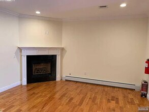 281-213 13th St in Palisades Park, NJ - Building Photo - Building Photo