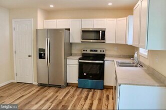 520 Clyde Ave in Fruitland, MD - Building Photo - Building Photo