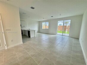 1355 SE 7th Ter in Homestead, FL - Building Photo - Building Photo