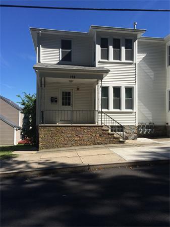 178 Hood St in Fall River, MA - Building Photo