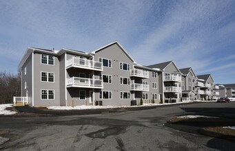 Greenleaves Condominiums in Hadley, MA - Building Photo - Building Photo