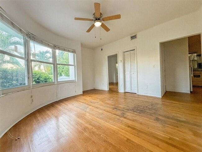 315 W 28th St, Unit 1 in Miami Beach, FL - Foto de edificio - Building Photo