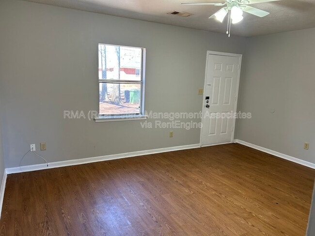 300 S 18th St in Griffin, GA - Building Photo - Building Photo