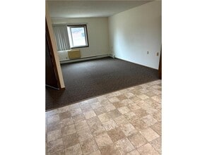107 Edgewood St in New York Mills, MN - Building Photo - Building Photo