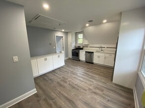 105 Union Ave in New Providence, NJ - Foto de edificio - Building Photo