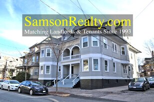 351 Thayer St, Unit 3 in Providence, RI - Building Photo