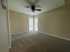 11412 S 43rd St in Bellevue, NE - Building Photo - Building Photo