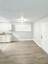 4402 Davana Dr in Ellenwood, GA - Building Photo - Building Photo