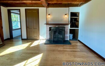 9 Red Spring Rd in Andover, MA - Building Photo - Building Photo