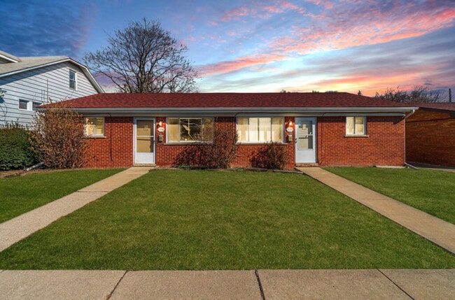 1552 Hanover St, Unit 1552 Hanover St., Unit 1552 Hanover St.