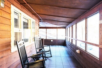 90 Faulkner Rd, Unit SI ID1308951P in Elkins, WV - Foto de edificio - Building Photo