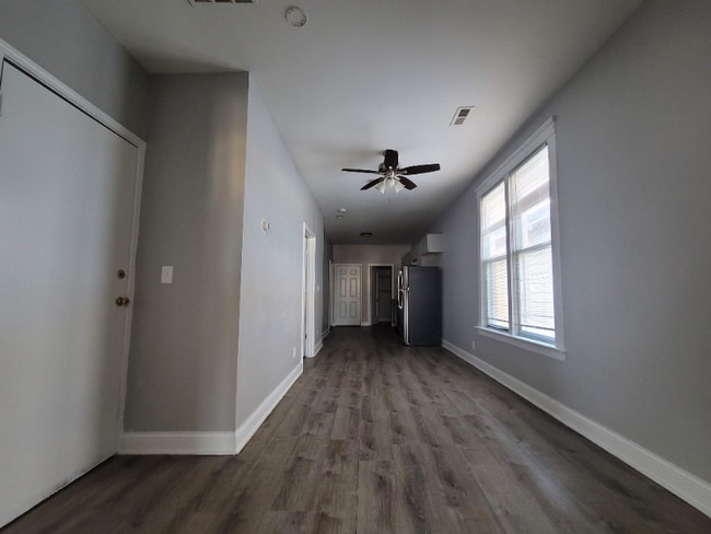 7634 S Drexel Ave