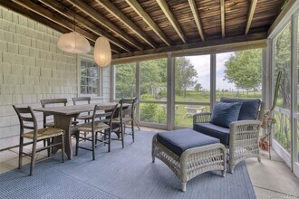 790 Oyster Ponds Ln in Orient, NY - Building Photo - Building Photo