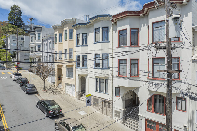 878 Lombard St in San Francisco, CA - Building Photo - Building Photo