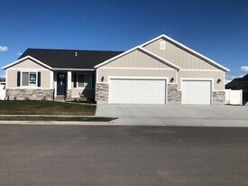584 2530 W in Lehi, UT - Building Photo
