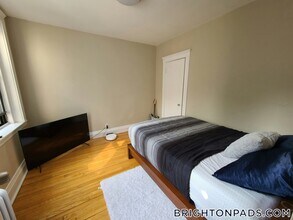 7 Lothian Rd in Boston, MA - Building Photo - Building Photo