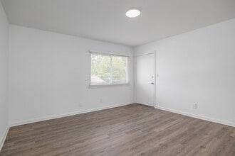 The Grant in Atlanta, GA - Building Photo - Interior Photo