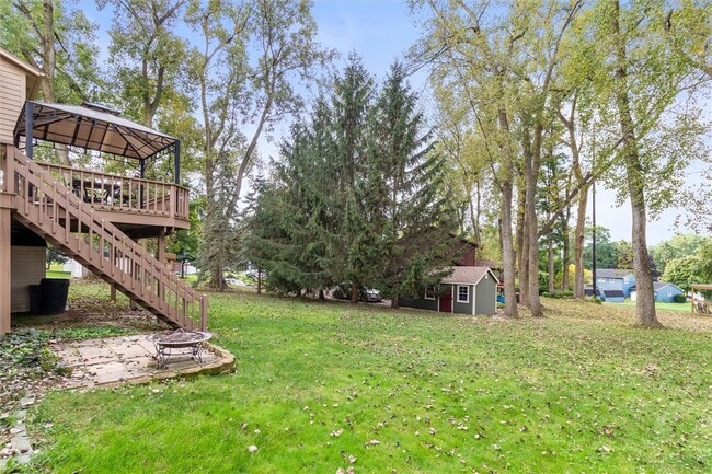 property at 31 Misty Pine Rd