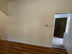 424 Fry St, Unit A in Denton, TX - Building Photo - Building Photo