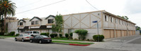 5810 Yolanda Ave in Tarzana, CA - Foto de edificio - Building Photo