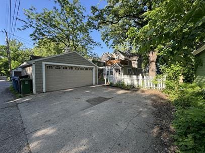 122 Cecil St SE in Minneapolis, MN - Foto de edificio - Building Photo