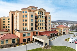 Grande Palazzo in Altoona, PA - Building Photo
