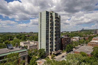 Z-5999 in Montréal, QC - Foto de edificio - Building Photo