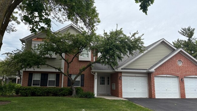 320 Pembroke Ct
