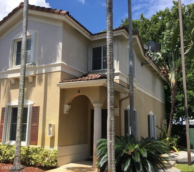 8986 W Flagler St in Miami, FL - Building Photo - Building Photo