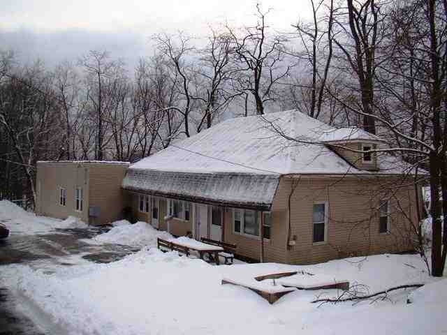 52 Pleasant St in Monticello, NY - Building Photo - Building Photo