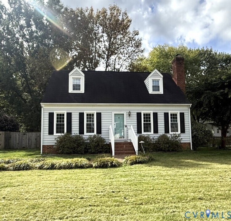 9107 Dunncroft Dr in Glen Allen, VA - Building Photo