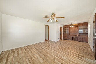 602 N Circle Dr in Baytown, TX - Building Photo - Building Photo