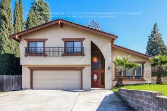 2810 Iris Ct in Fairfield, CA - Building Photo - Building Photo
