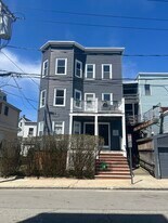 3 Newbury St, Unit 3 Newbury Street # 2 Somerville, MA in Somerville, MA - Building Photo