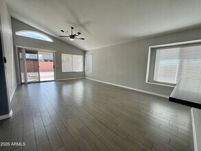 8667 E Pinchot Ave in Scottsdale, AZ - Building Photo - Building Photo