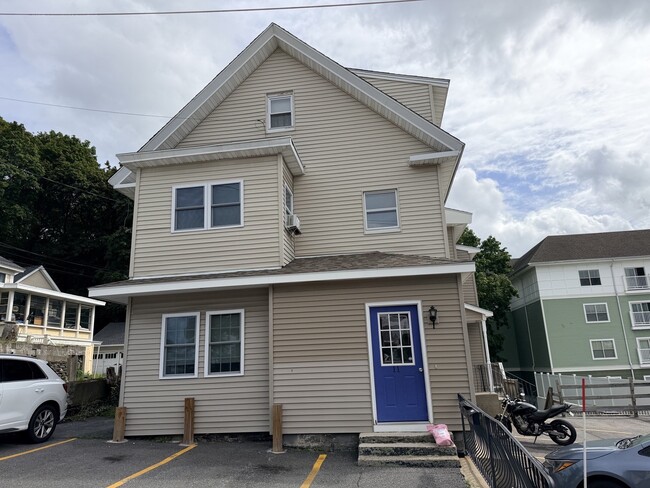 property at 11 High St