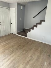 309 Churchill Dr in Richmond, KY - Foto de edificio - Building Photo
