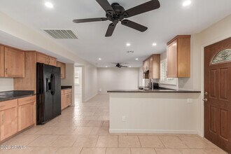 1628 E Del Rio Dr in Tempe, AZ - Building Photo - Building Photo