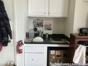 28 S Huntington Ave, Unit 300 in Boston, MA - Building Photo - Building Photo