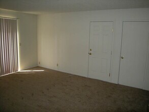 575 Trinity Dr in Vacaville, CA - Building Photo - Building Photo