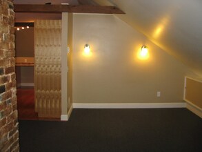 60 Dog Hill Rd, Unit B in Killingly, CT - Building Photo - Building Photo