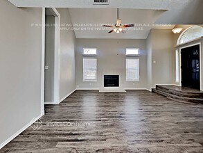 9218 Oak Hollow Dr in Rowlett, TX - Building Photo - Building Photo